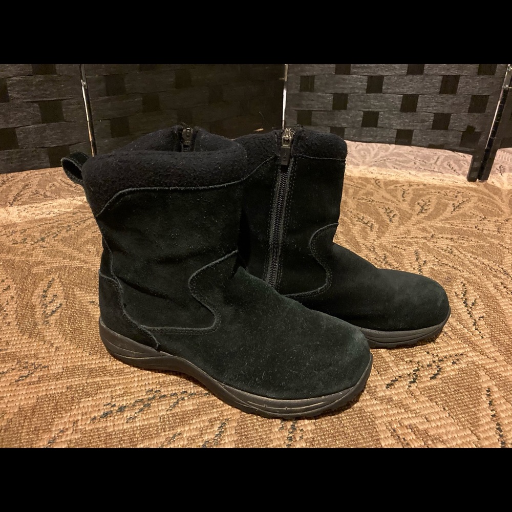 Women’s LL Bean Winter Boots (W 8)